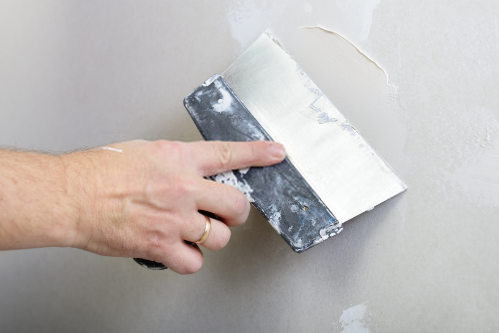 How to Skim Coat Drywall After Wallpaper Removal